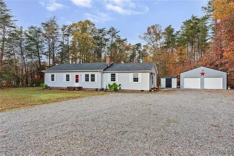 975 Windyknight Rd, Montpelier, VA 23192