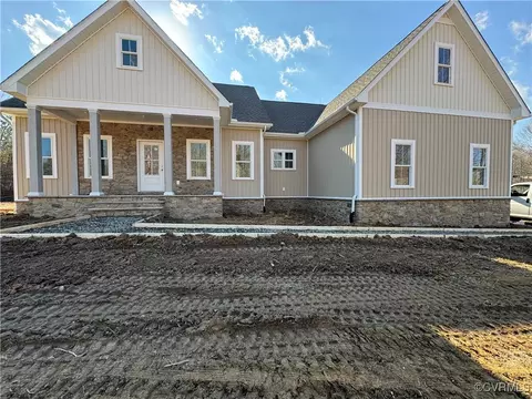 35 Noahs Landing Dr, Bumpass, VA 23024