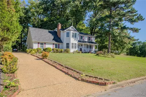 402 Lee Ave, Highland Springs, VA 23075