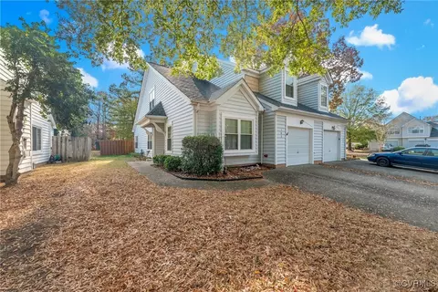 102 Alice Ct, Yorktown, VA 23692