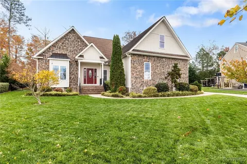 15231 Willow Hill Ln, Chesterfield, VA 23832