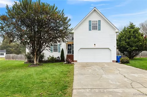 8060 Hancock Farm Ln, Chesterfield, VA 23832
