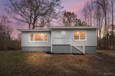 10611 Vaughan Rd, Petersburg, VA 23805