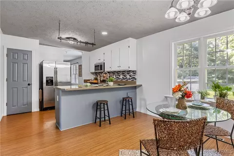 Kitchen - 15655 Devlin Dr, Chesterfield, VA 23838 photo 4 of 4