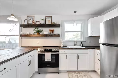 Kitchen - 411 Patrick Ave, Richmond, VA 23222 photo 4 of 9