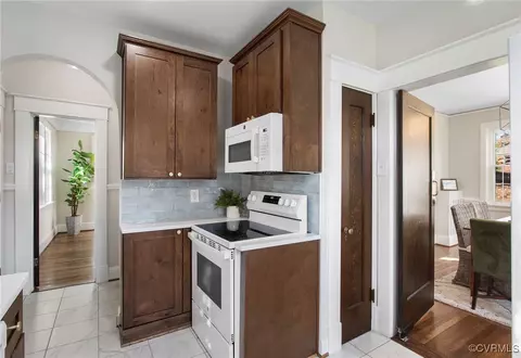 Kitchen - 3722 Brookside Rd, Richmond, VA 23225 photo 4 of 6