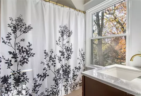 Bath - 3722 Brookside Rd, Richmond, VA 23225 photo 2 of 4