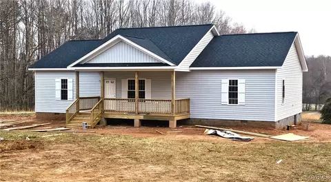 11315 Whippoorwill Ln, Amelia Court House, VA 23002