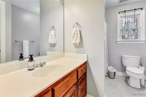 Bath - 201 Pleasant View Dr, Aylett, VA 23009 photo 2 of 2