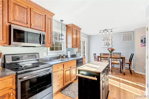 Kitchen - 201 Pleasant View Dr, Aylett, VA 23009 photo 7 of 7