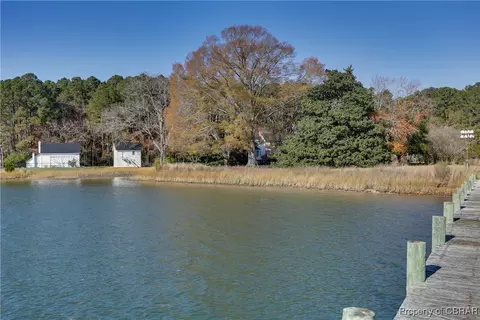 5523 White Hall Rd, Gloucester, VA 23061 photo 12