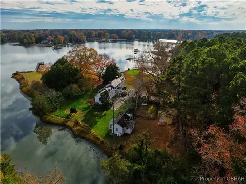 5523 White Hall Rd, Gloucester, VA 23061 photo 2