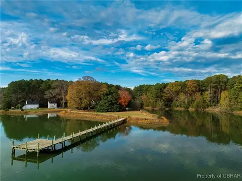 5523 White Hall Rd, Gloucester, VA 23061 photo 3