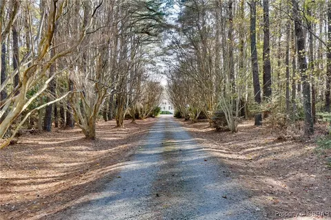 5523 White Hall Rd, Gloucester, VA 23061 photo 7