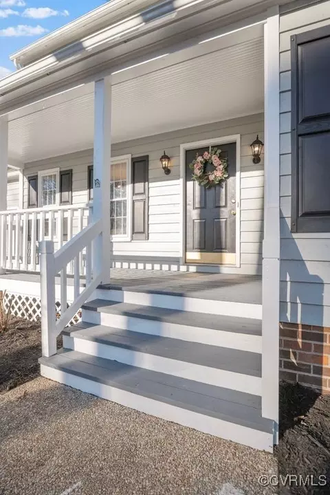Exterior - 13906 Two Notch Rd, Midlothian, VA 23112 photo 6 of 13