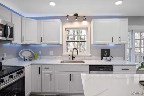 Kitchen - 13906 Two Notch Rd, Midlothian, VA 23112 photo 4 of 4