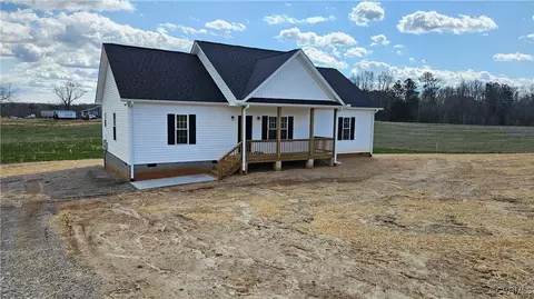 1960 E Courthouse Rd, Blackstone, VA 23824