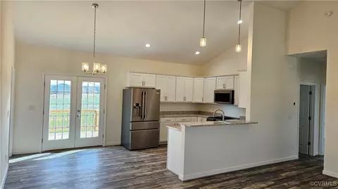 1960 E Courthouse Rd, Blackstone, VA 23824 photo 5