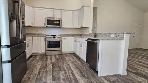 1960 E Courthouse Rd, Blackstone, VA 23824 photo 7
