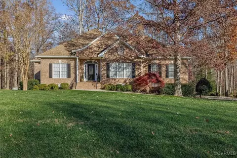 14443 Woodland Hill Dr, South Chesterfield, VA 23834