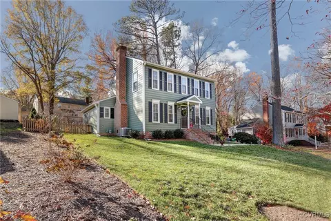 9603 Della Dr, Richmond, VA 23238