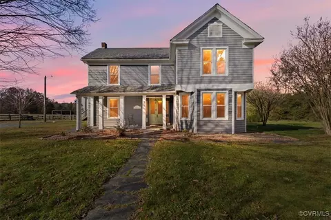 21 Old Fifteen Rd, New Canton, VA 23123