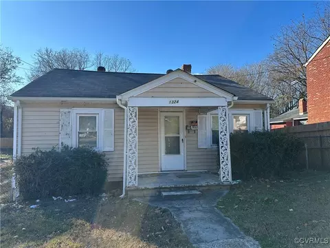 1324 Baylors Ln, Petersburg, VA 23803