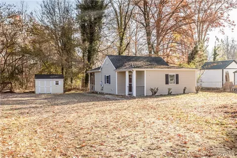6933 Iron Bridge Rd, North Chesterfield, VA 23234