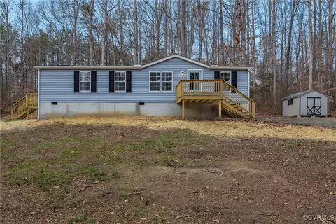 1900 Neves Rd, Beaverdam, VA 23015
