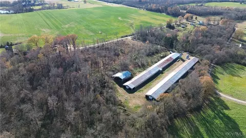 16810 Red Lodge Ln, Amelia Courthouse, VA 23002