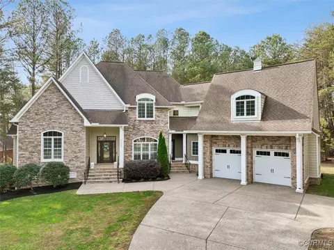 11351 Brickshire Ln, Providence Forge, VA 23140