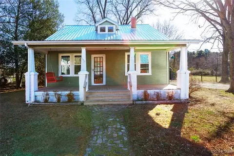 13419 Queen St, Disputanta, VA 23842