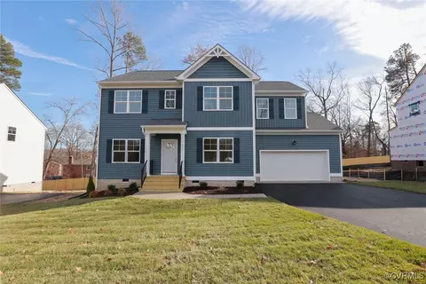 4337 Poplar Village Dr, Chester, VA 23831