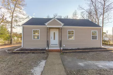 109 Federal St, Sandston, VA 23150