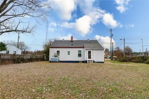 Exterior - 6013 Warwick, Richmond, VA 23224 photo 4 of 5