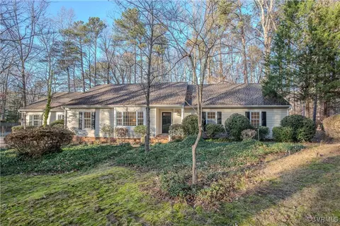 11790 Bondurant Dr, North Chesterfield, VA 23236