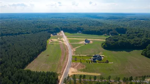 8327 Mount Eagle Rd, Ashland, VA 23005