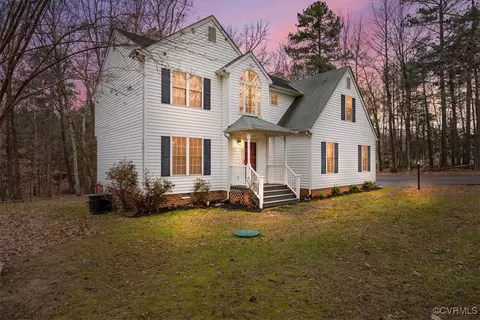 2575 Loch Gate Ln, Powhatan, VA 23139