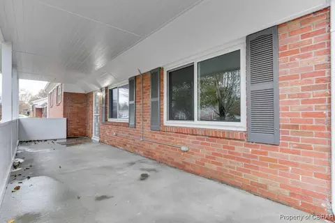 Exterior - 53 Longwood Dr, Hampton, VA 23669 photo 1 of 3