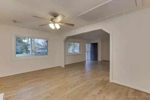 Living - 53 Longwood Dr, Hampton, VA 23669 photo 7 of 7