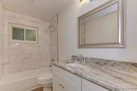 Bath - 53 Longwood Dr, Hampton, VA 23669 photo 3 of 3