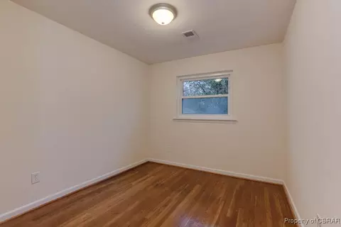Bedroom - 53 Longwood Dr, Hampton, VA 23669 photo 4 of 4