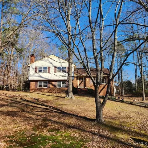 8164 S Mayfield Ln, Mechanicsville, VA 23111