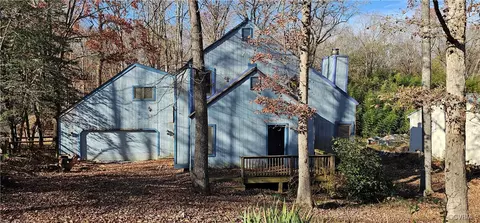 1412 Unison Dr, Midlothian, VA 23113