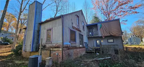 Exterior - 1412 Unison Dr, Midlothian, VA 23113 photo 4 of 4