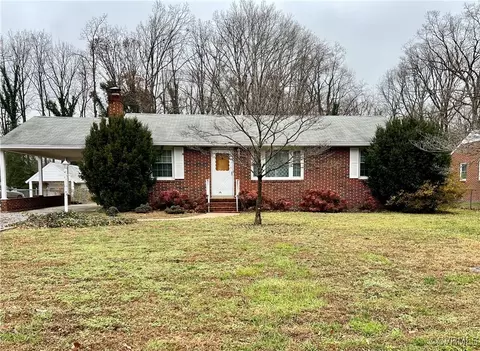 2816 Stanwix Ln, Ampthill, VA 23234