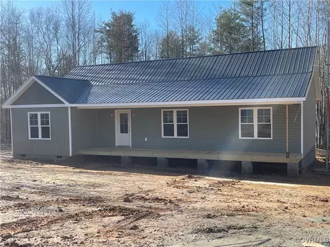129 Ashburn Rd, Cumberland, VA 23040