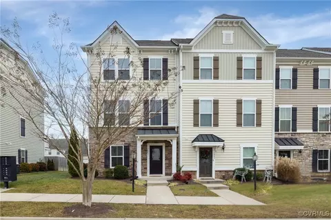 7841 Chasing Ln, North Chesterfield, VA 23237
