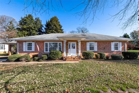 7490 Lexington Dr, Mechanicsville, VA 23111