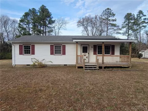 87 Abraham Ave, Emporia, VA 23847